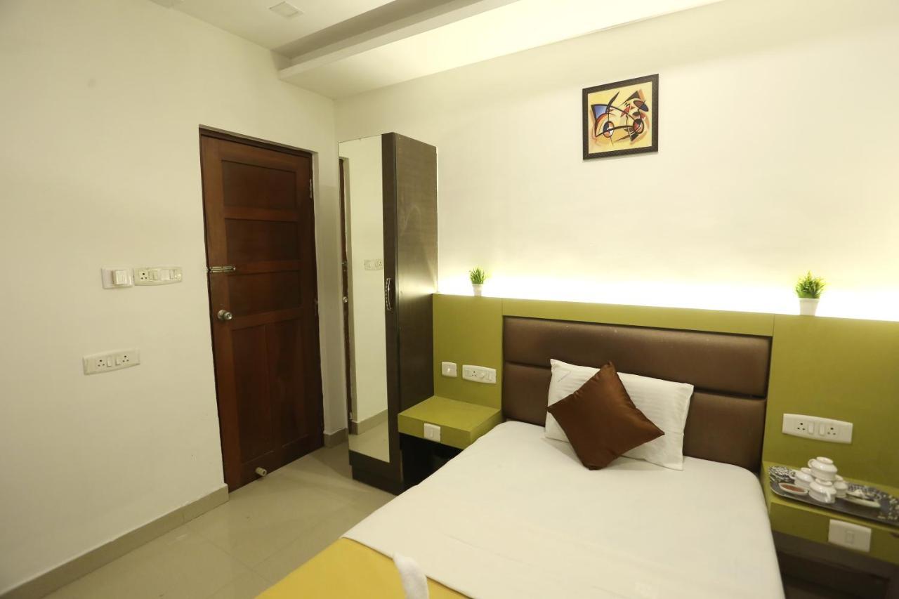 Gm Residency Hotel Madras Buitenkant foto